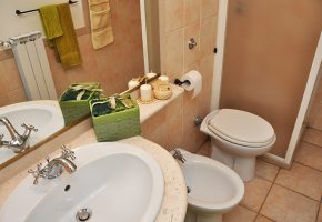 appartamento-bagno-tenuta-barco-di-emera-salento-puglia-italy